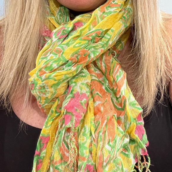 Lilly Pulitzer Scarf/Wrap - Picture 1 of 5